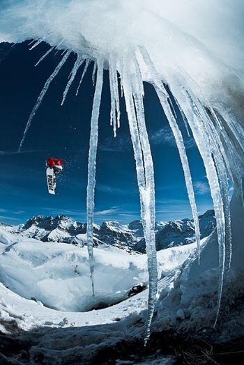 TalentsOnWeb's tweet image. Snow-board !