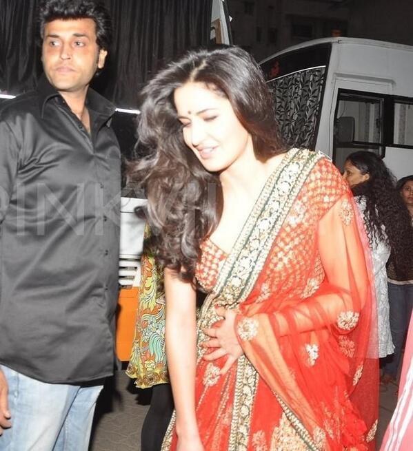 Dil_Mougal's tweet photo. PIC: Katrina Kaif Spotted on the sets of a photoshoot for a commercial at Mehboob Studios last night. http://t.co/a5Od71lgnF