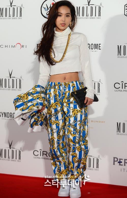 埋め込み画像への固定リンク