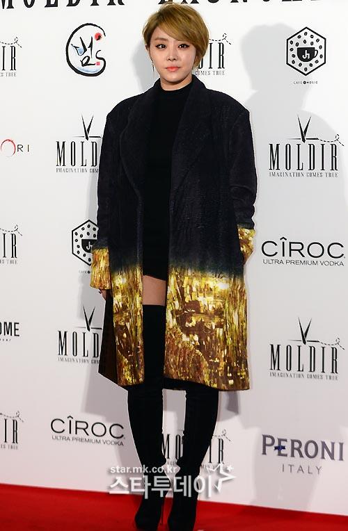 BevfcQMCAAAsUj0.jpg:large