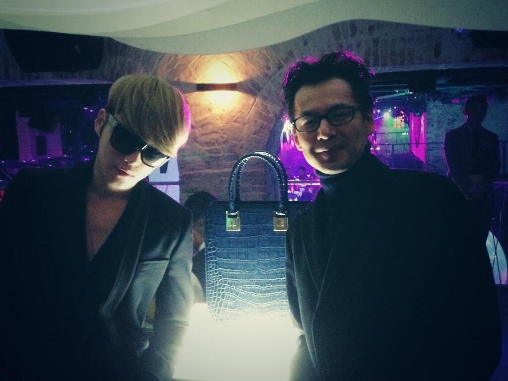 BevmvYsCMAARzNX.jpg:large