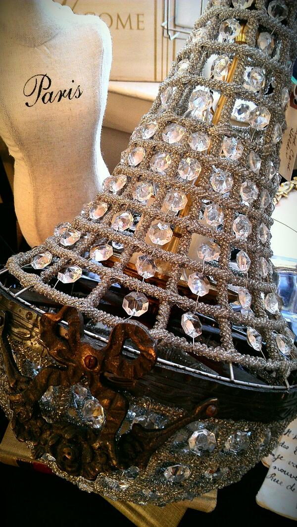 thepinkcabbage's tweet photo. Rain, snow, sleet or hail. New goodies arriving daily. http://t.co/TXtNFoFfQU