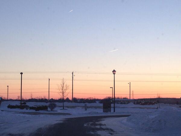 vanessa_smith14's tweet photo. When the sky is rainbow colored after the sunrise.. 😊😍 happy Friday! http://t.co/ICM3VVbOjt