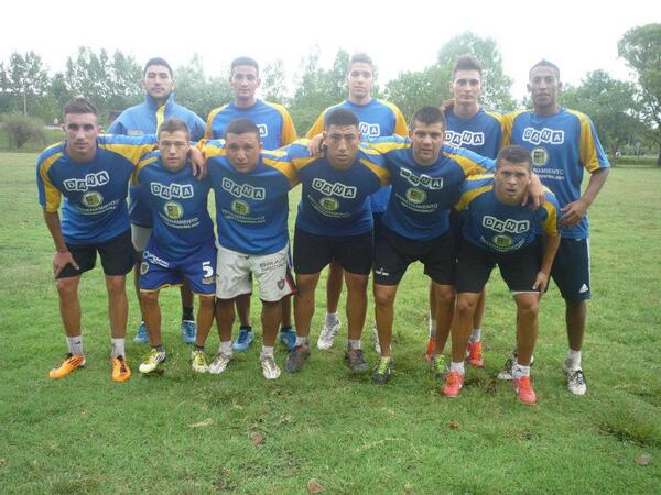 twcanalla's tweet photo. Primer equipo vs #Excurcionistas http://t.co/atsQiRUQY1