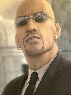 ট ইট র おっくん 今日怖い人に話しかけられてちびりそうになった スーツにサングラスにスキンヘッド まさにルードだった Http T Co Qe01xb7cvi