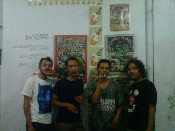 Coretan45's tweet image. Master team Settingers @Mastommycash, @JohnHyuga , @puguduk dan @antokoov yang selalu cihhuui