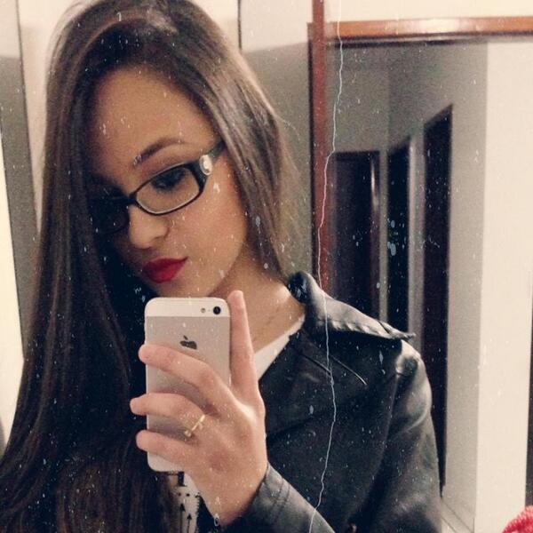 beuleuza's tweet photo. Nerd http://t.co/Ru8BjiwQG8