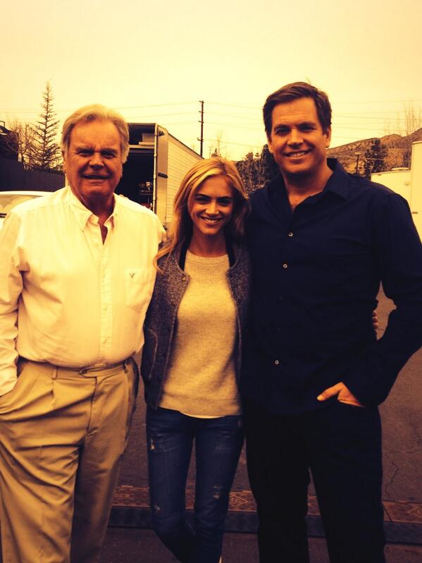 M_Weatherly's tweet photo. Family photo? #NCIS http://t.co/kIB4frOEtN
