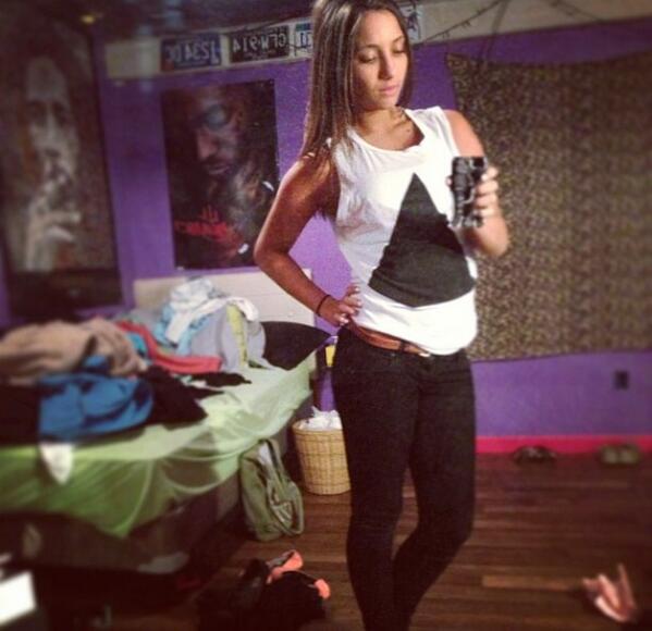 TheArielLove's tweet photo. #ootd http://t.co/tY6rVgt80F