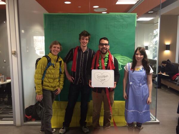 FODfrostbite13's tweet photo. @sexcannon stopped by as well :) #Frosbite2014 http://t.co/NVJyRGUqSm