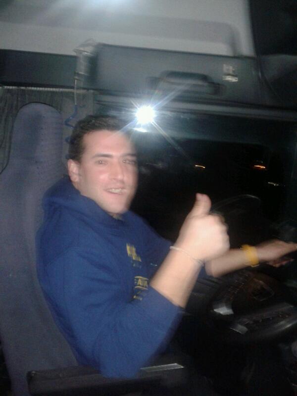 pacotanga's tweet photo. munuda pedazo de noxe con juan diego viaje pa navara valla tela http://t.co/7J7KTMcYQD