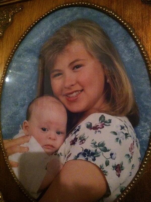 clevans14's tweet photo. @DylanRSnyder  around 1 or 2 months old! Love you bro http://t.co/zO6VPIPqtx