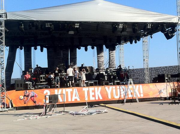 akdeniz oyunları konserleri <a href="/gokselonline/">Göksel</a> <a href="/SerolAgazat/">Serol Agazat</a> <a href="/YALINonline/">Yalın</a> <a href="/yilmazyeniyol/">Yilmaz Yeniyol</a> <a href="/mustafaceceli/">Mustafa Ceceli ©</a> <a href="/gokhantepemusic/">Gökhan Tepe</a>