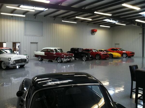 SWBSolutions's tweet image. A beautiful #metalbuilding to compliment a great collection.