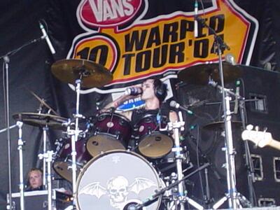 fvckyounils's tweet image. The Rev Minum Dulu : A7X TEMPO DULU #G @JimmyTheRevIndo