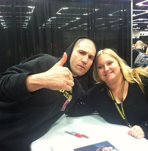 Lisacostanzo's tweet image. Me and the adorably sweet Jonny B. ❤ @jonnybernthal