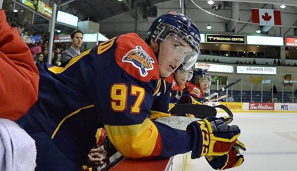 PuckLife tweet picture