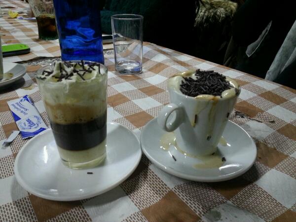 mariahitaruiz's tweet photo. No hay color jiji @Tamarasoto_ @mariaruizhebra @elenaembi @PauPausanrio @SandraDeHago http://t.co/EEawpUv8Dp