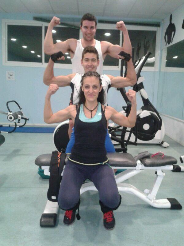 TeresaGuixe's tweet photo. @Laury1987 @DiegoLuna37 @Fabianixu @EsterLoCa16 @93_cristy @Tiquismiquis10 @Gomez_Pardo @gayego80 @EresKurioso http://t.co/kCfzl3oDNd