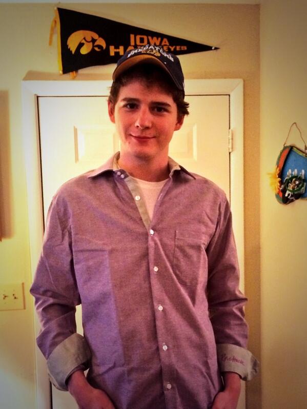 gilbe09's tweet image. Just got my @ReichThreads shirt in the mail!!!! Feeling hella #classy