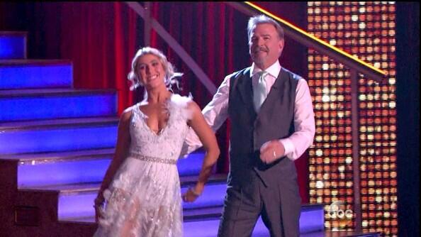 Instructor_Emma's tweet image. smiling on the floor!