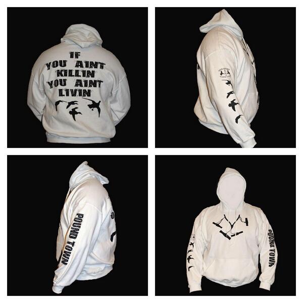 SDG_Calls's tweet photo. New hoodies and long sleeves will be up this weekend! RT if you want one FAV for your wish list! http://t.co/LJfjyjrOIW