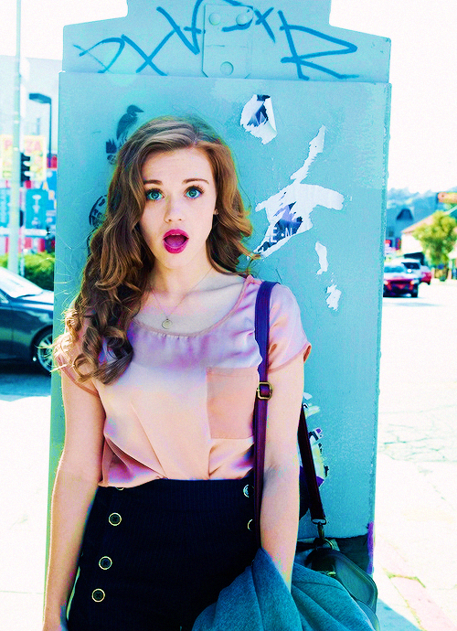 Holland Roden (@fakingtwbeauty) on Twitter photo 