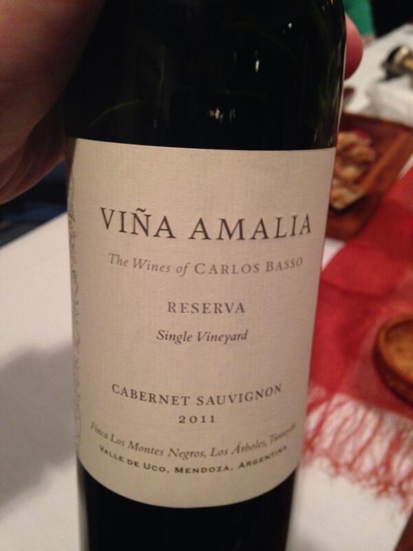 FlacoGabrielli's tweet photo. Ahora #ViñaAmalia Reserva Single Vineyards Cabernet Sauvignon 2011 #estatremendo @adolfobasso http://t.co/nclcQKMBtg