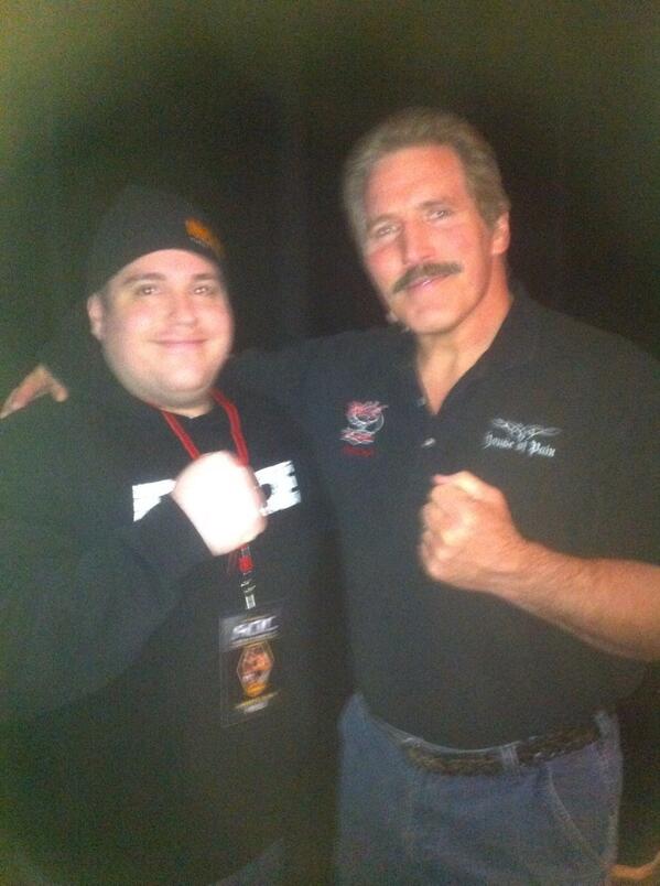 RingFever's tweet photo. After interviewing @danbeastsevern @JasonGotti @ringofcombat #ROC47 http://t.co/7vPanQfuq6