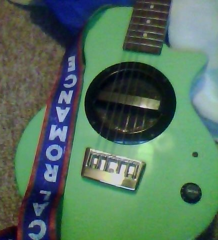 RocketDango's tweet photo. @FrankIero will you please name my guitar? It would mean the world to me. c: http://t.co/7ouTbrYgcX
