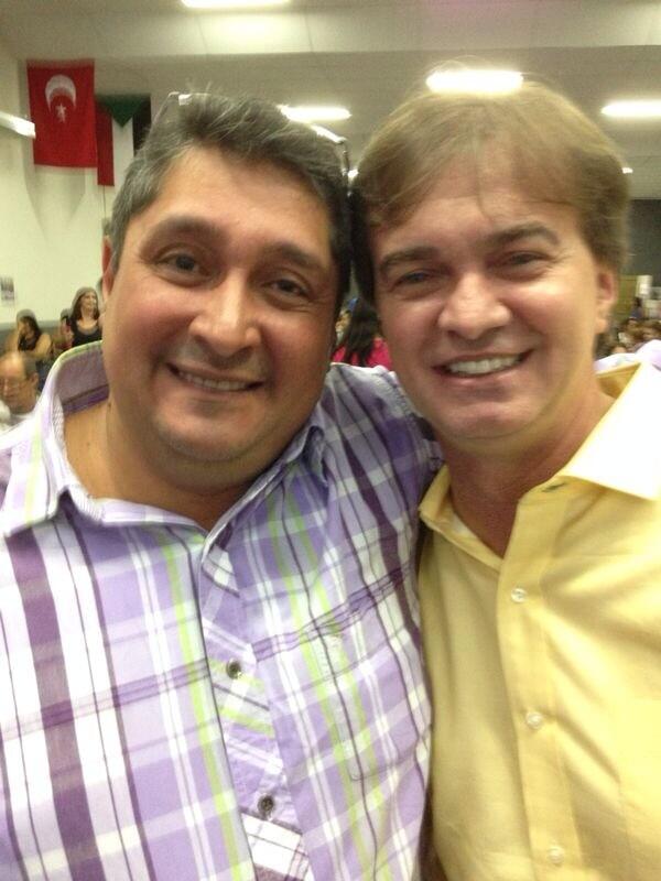 americosalgado's tweet photo. Ministracao do nosso irmaozao e amigao Pr. Luiz Hermínio aqui na igreja Atos da Justiça - Pr. Dinho Campo Grande MS http://t.co/32pNcZFvJo