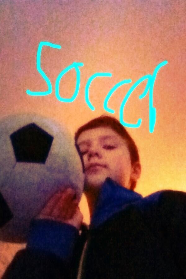 holm_jonathan's tweet photo. Soccer soccer http://t.co/Mby6v25ZWQ