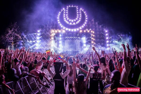 ultra's tweet photo. be our valentine? http://t.co/qLAyCou63w