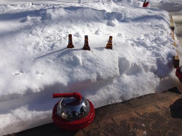 jermo_22's tweet image. Curling coozies