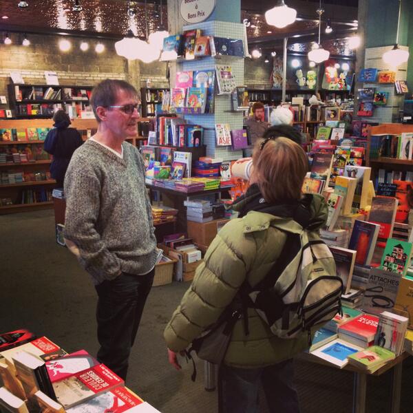 LibrairieRaffin's tweet photo. Écrivains en résidence : Dès son arrivée, Jean-François Beauchemin a mis les mains à la pâte! Tout un libraire! http://t.co/dLXVjWra2W