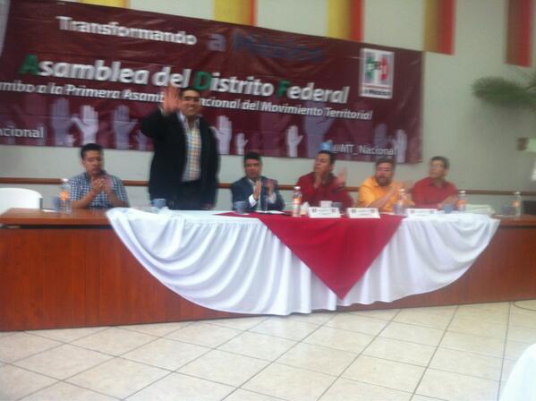 OsvaldoAguilarV's tweet photo. @FjAguilarf @Marisa_PRI_MT @MonseArcosV @OsvaldoAguilarV @BetoEscamilla3 @MT_Nacional @analiliaherrera @MT_Nacional http://t.co/3a7Kq57c1i