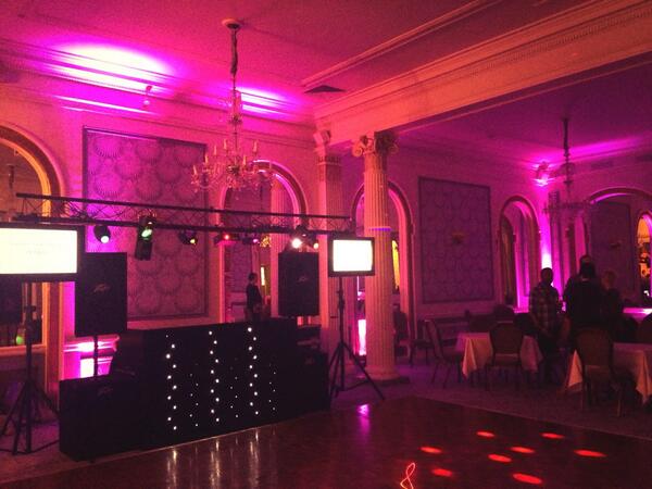 SugarPromotions's tweet photo. Fab night tonight! http://t.co/JlXUXEyTiq hosting a 50th Birthday at Mercure Brighton Seafront :D http://t.co/abnA4dcea8