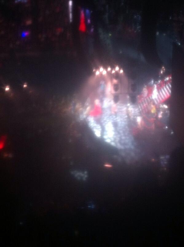 AllTooWonder's tweet image. My phone camera was blurry but