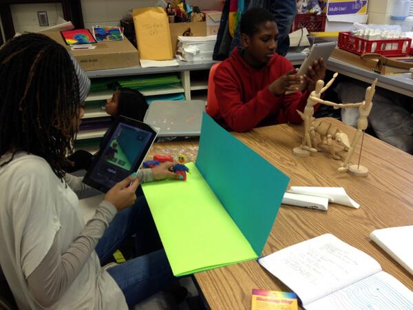 techystacey's tweet image. #latergram #dlday #istopmotion in #artclass @cmstothecore #cmsdld2014