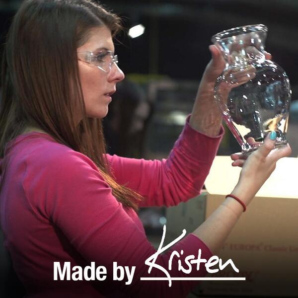 Walmart's tweet photo. Looking for products that support American jobs? See our expanding assortment &amp; learn more: http://t.co/3RQ2rzA6jx http://t.co/HZ25lCKChG