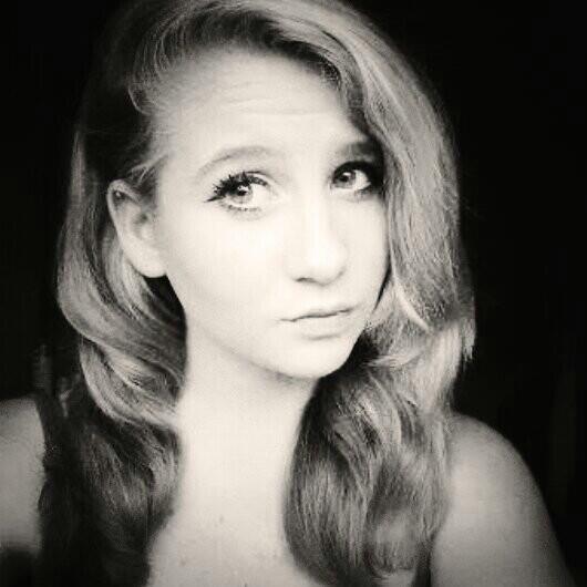 vickycrowhurst tweet picture