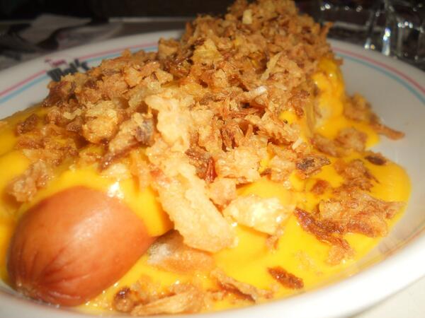 pizzrageous's tweet photo. King of the Road Dog @tommymels Strong Cheese and Onion Flavour, Good Riddance! http://t.co/OvpImDxuRD
