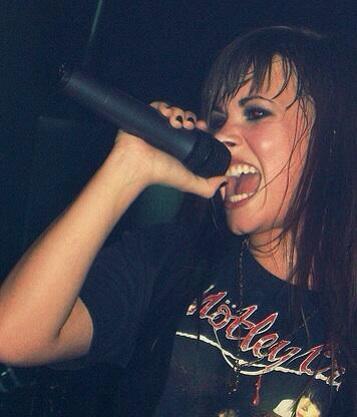 ddlovato's tweet photo. #tbt.... 15 at the House Of Blues.... Expect some rockin out like this on the #NEONLIGHTSTOUR 😝💚💜💗 http://t.co/AEHQ5gJGfs