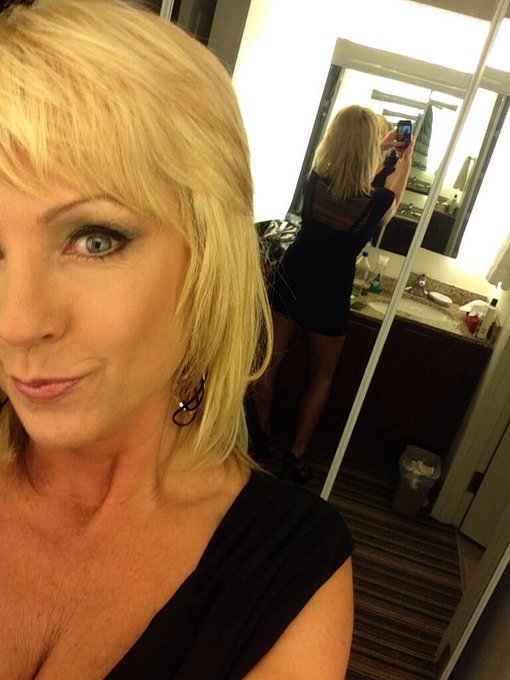 Annnnd I'm waiting for a costar -_- http://t.co/AbwGbFPRqG<a href="/tag/kilkennycastle"class="tags"><span>#kilkennycastle</span></a>