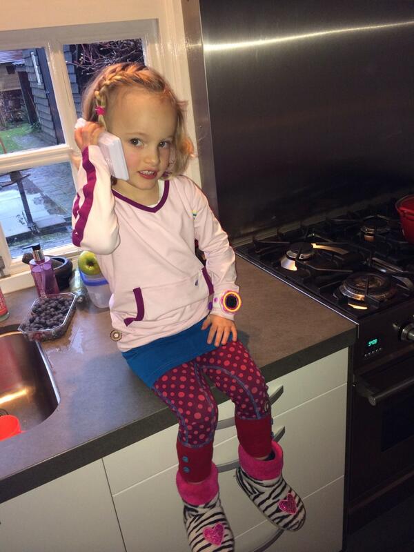 hellokattyfromO's tweet image. @4funkyflavours #fannfriday #fiene