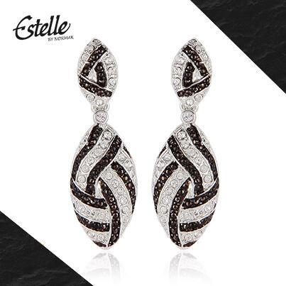 estelle_normak's tweet photo. Women love compliments and these appealing danglers from Estelle will make sure you get many! http://t.co/zTW6ldN9bk http://t.co/0wEY14oAy6