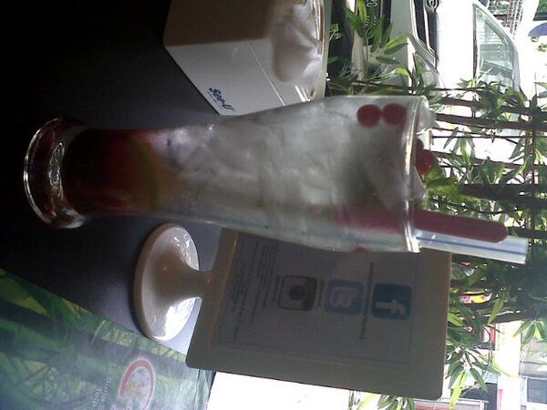 Strawberry mojito <a href="/takeichi_/">Take Ichi</a>