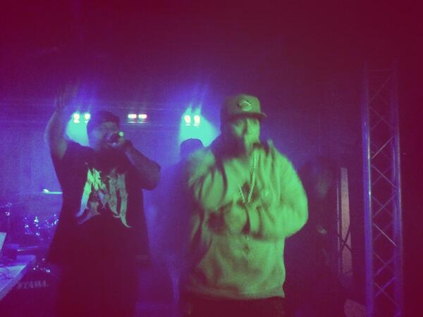 REDEEMEDCHAOS's tweet photo. Label mates Sik Made Killaz on stage!
@SoloCortez #sikside #siknation http://t.co/uJTzt4cP8y