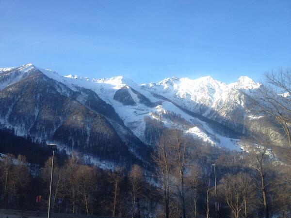 mercedesnicoll's tweet photo. A room with a view! #Olympics #TeamCanada2014 #Sochi2014 #WeAreWinter morning! Xoxo http://t.co/dloDnt9uR7