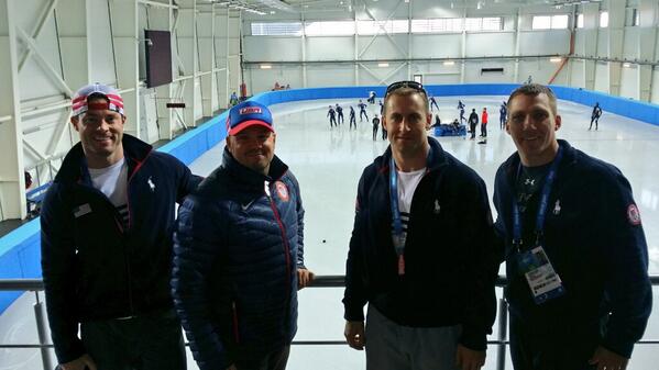 Supporting teammates at <a href="/USSpeedskating/">US Speedskating</a> with @StevenHolcomb <a href="/ctomasevicz/">Curtis Tomasevicz</a>  <a href="/StevenLangton/">Steven Langton</a> <a href="/USOlympic/">Team USA </a> #sochi2014